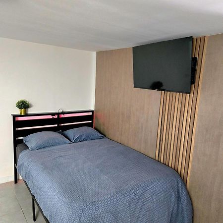 Grand Studio Cosy Proche Paris Épinay-sur-Seine المظهر الخارجي الصورة